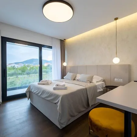 Moonlit Mirage With Pool, Gym And Sauna - Five Bedroom With Pool