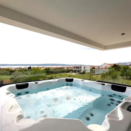 Moonlit Mirage With Pool, Gym And Sauna - Five Bedroom With Pool Villa *